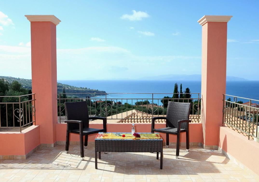 Provenzo And Meliti Villas 劳德哈塔 外观 照片